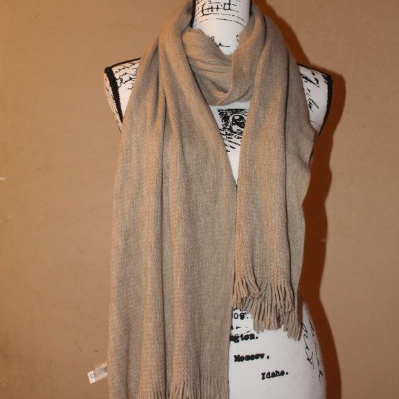 Calvin Klein Fringed Polyester Scarf - Picture 1 of 8